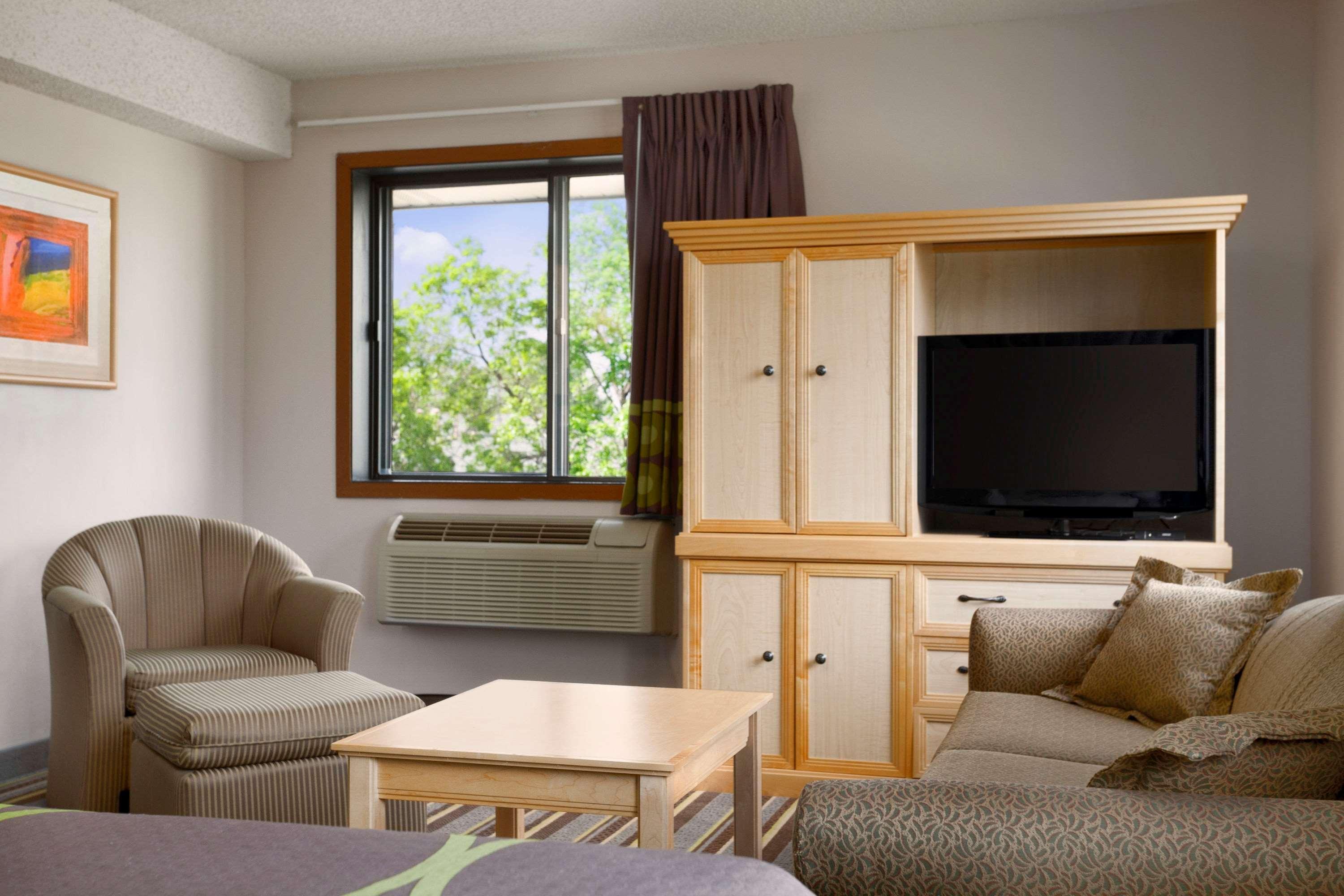 Super 8 By Wyndham Westminster Denver North Exterior foto